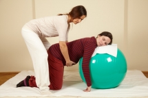 Shiatsu in all fourth position gives a big relieve for your back